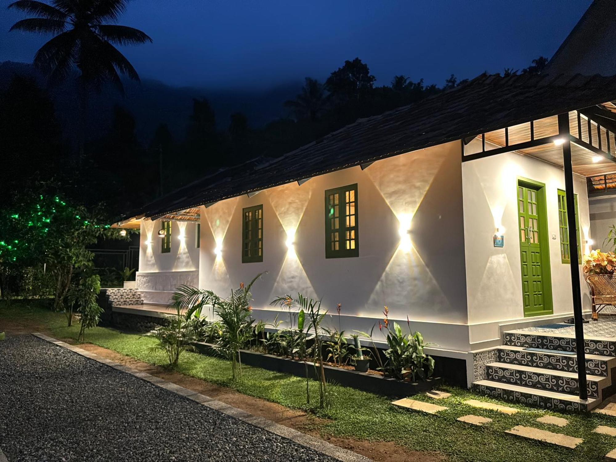 Calm Shack - 2 Bedroom-Boutique Farm Stay Munnar Exterior foto
